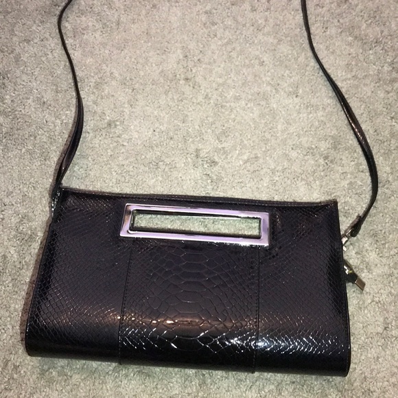 Black Purse with removable shoulder strap - Picture 2 of 3